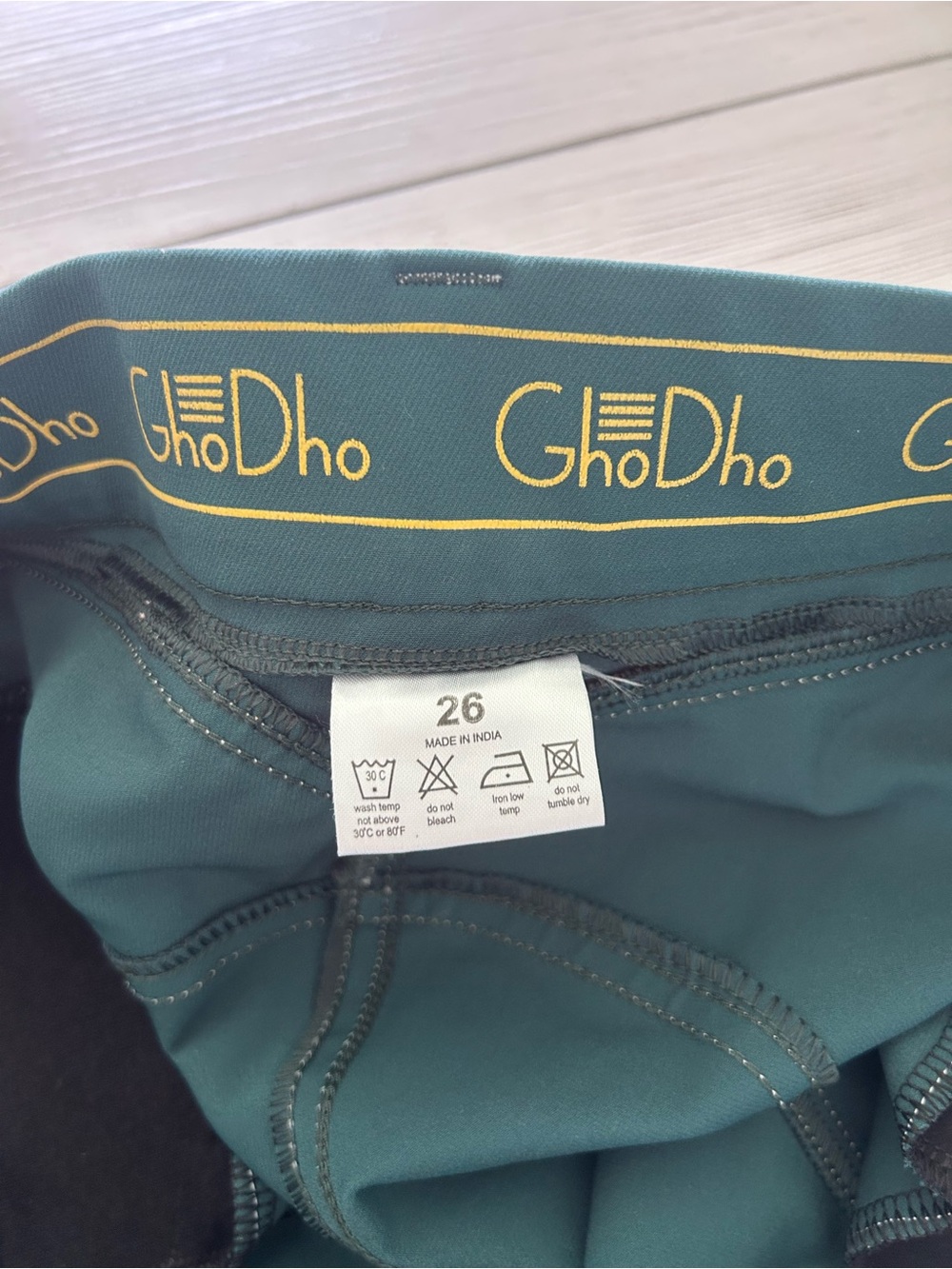 GhoDho "Elara" knee patch breech. Size 26. NEVER worn. Paid 225$ sell 99$. - Picture 4 of 5